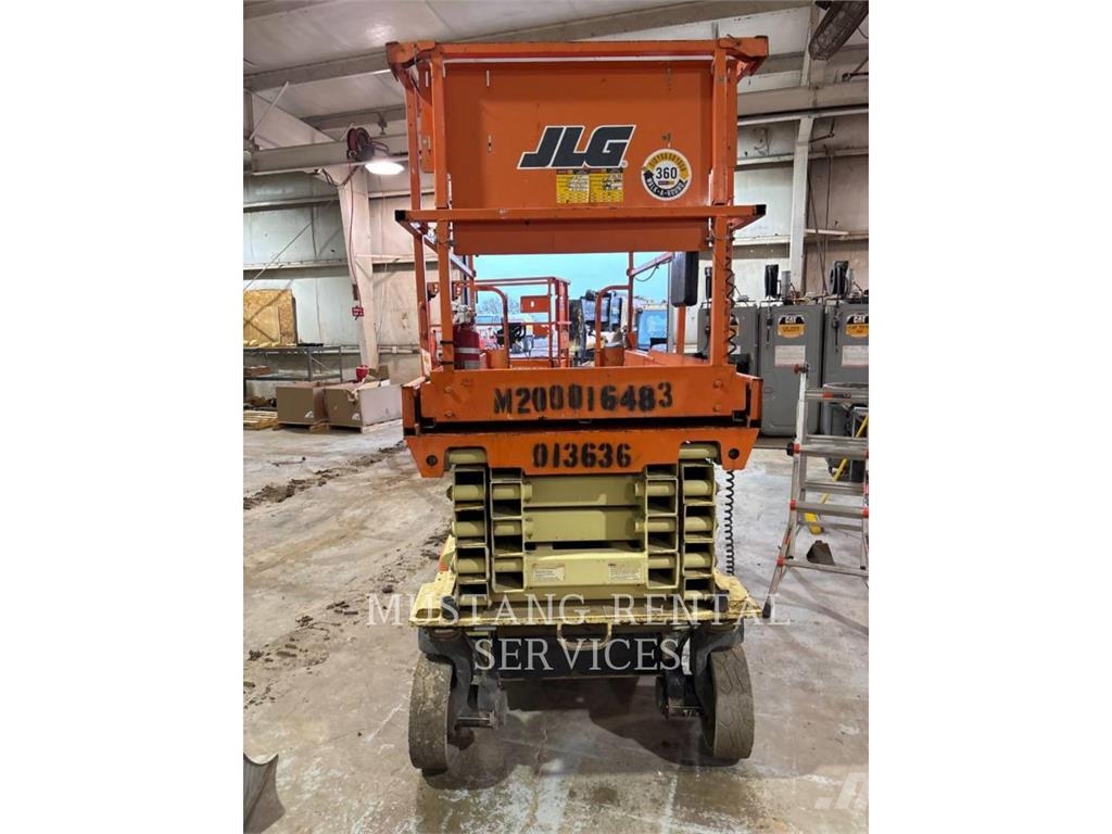 JLG 2646ES 剪叉式升降机
