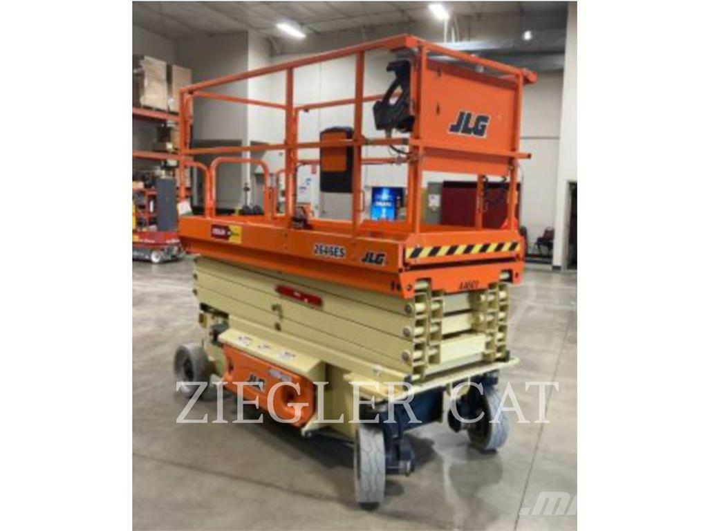 JLG 2646ES 26 ELECTRIC SCISSOR LIFT - WIDE 剪叉式升降机