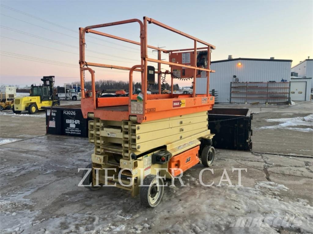 JLG 3246ES Schaarhoogwerkers