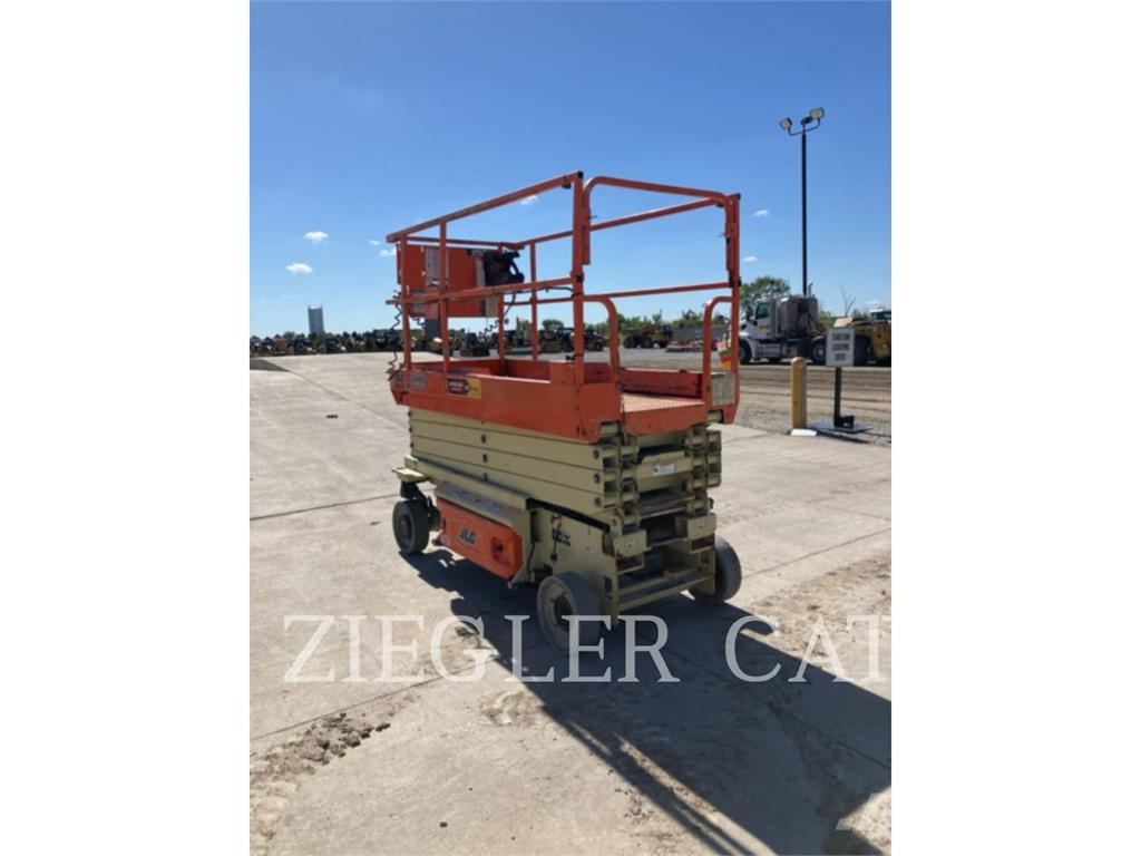 JLG 3246ES Schaarhoogwerkers