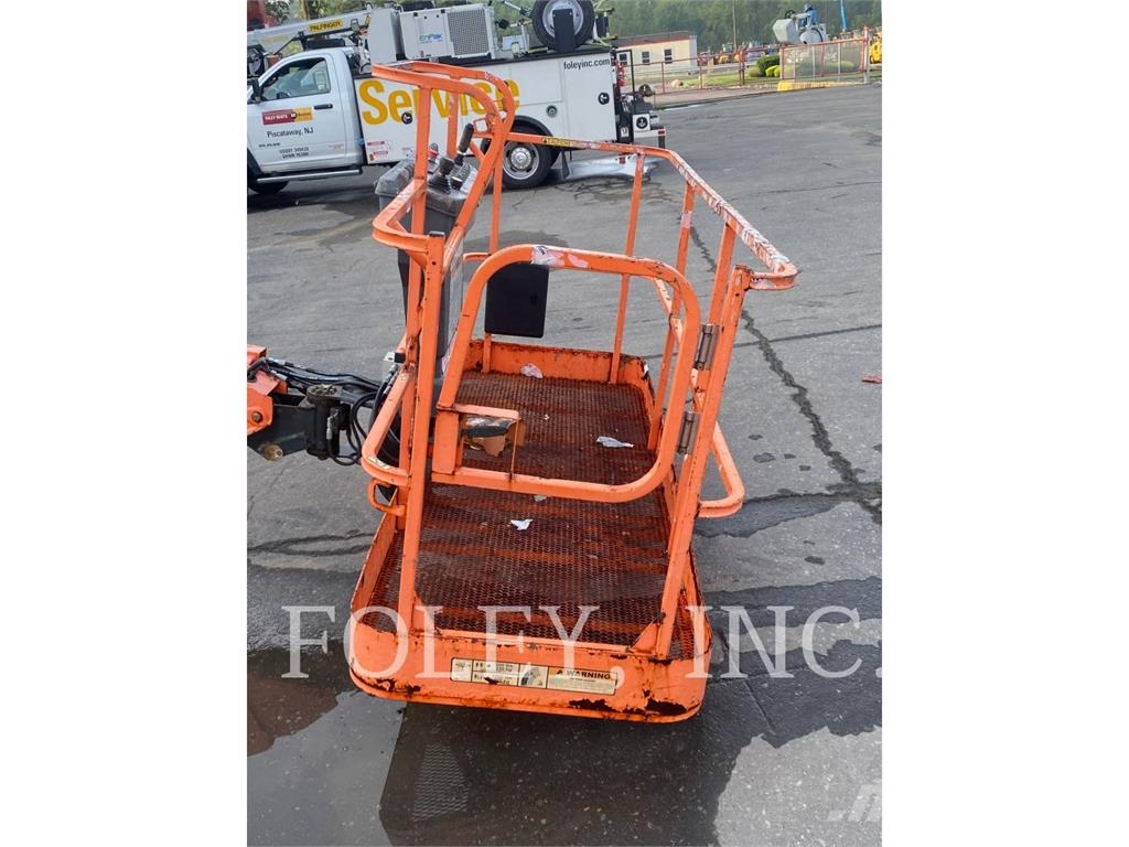 JLG 600S Zglobne podizne platforme