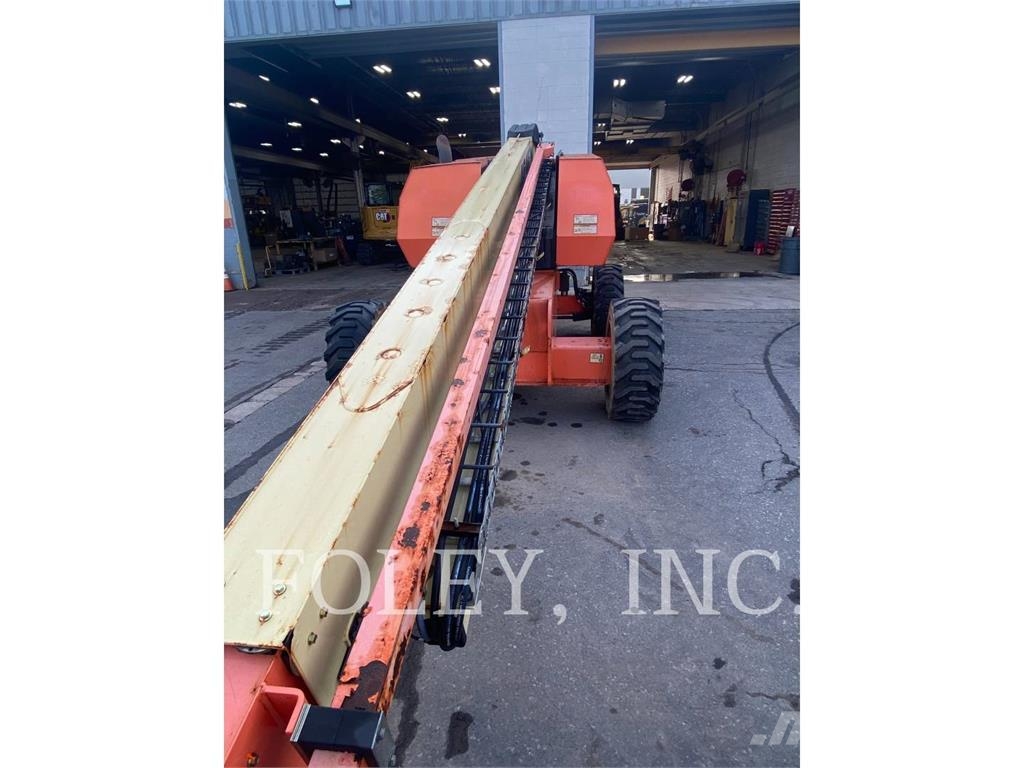 JLG 600S Zglobne podizne platforme