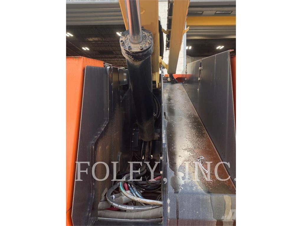 JLG 600S Zglobne podizne platforme