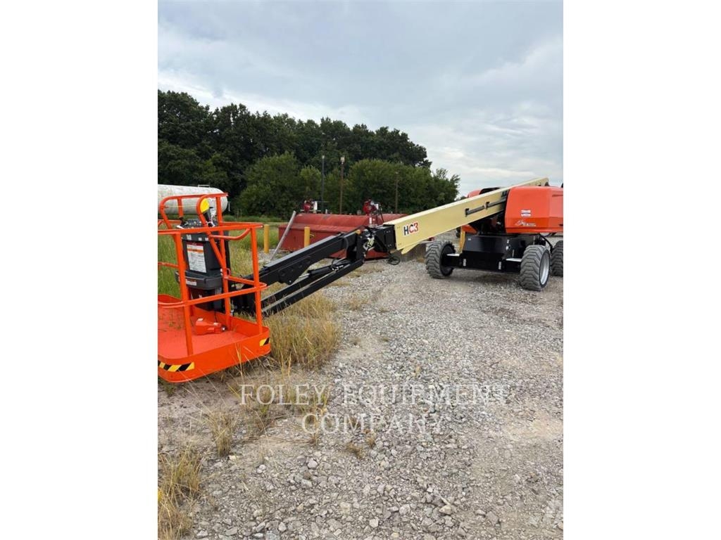 JLG 660SJD4W 曲臂高空作業車