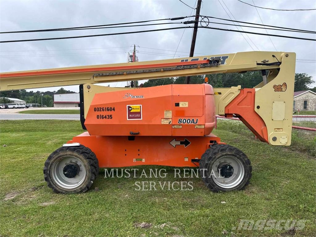 JLG 800AJ رافعات سلة مفصلية