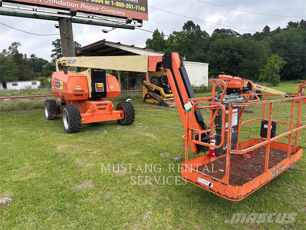 JLG 800AJ رافعات سلة مفصلية
