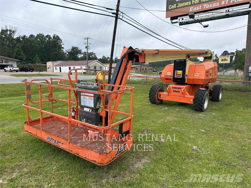 JLG 800AJ رافعات سلة مفصلية