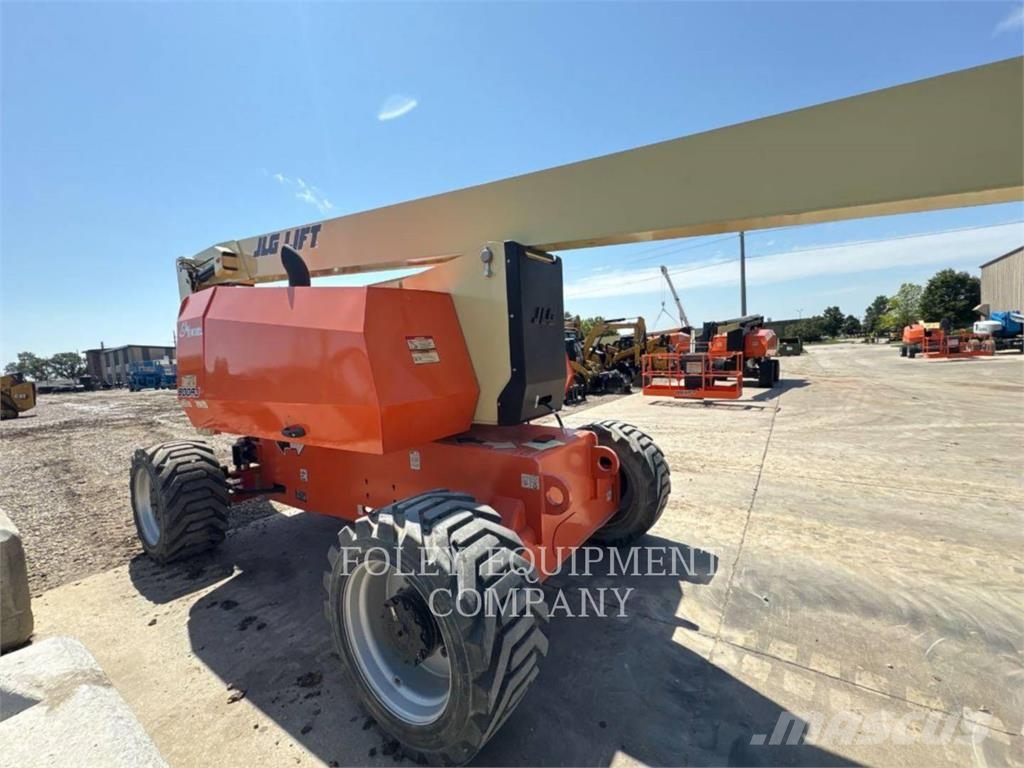 JLG 800AJ Piattaforme a braccio articolato