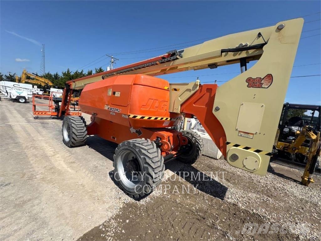 JLG 800AJ Piattaforme a braccio articolato