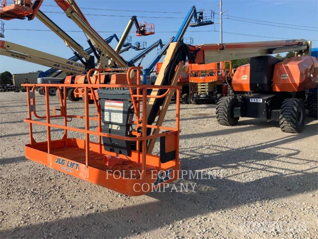 JLG 800AJR Strēles pacēlāji