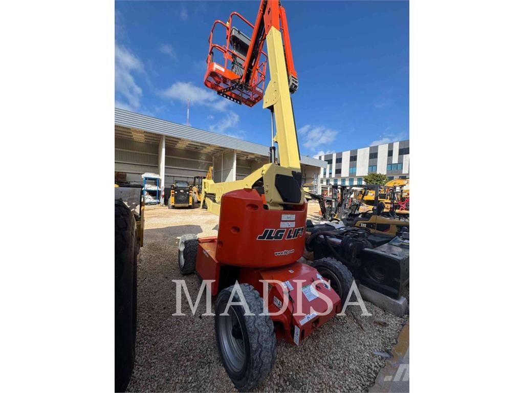 JLG E450AJ Knikarmhoogwerkers