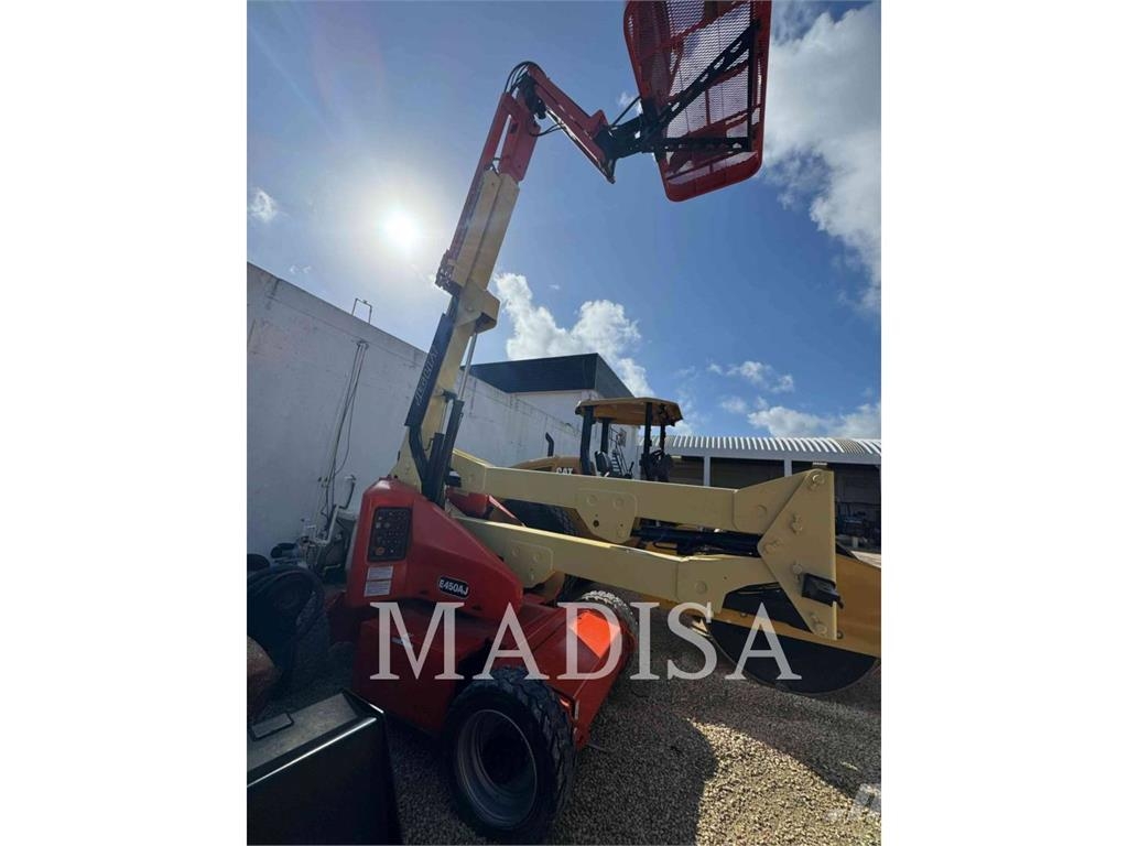 JLG E450AJ Knikarmhoogwerkers