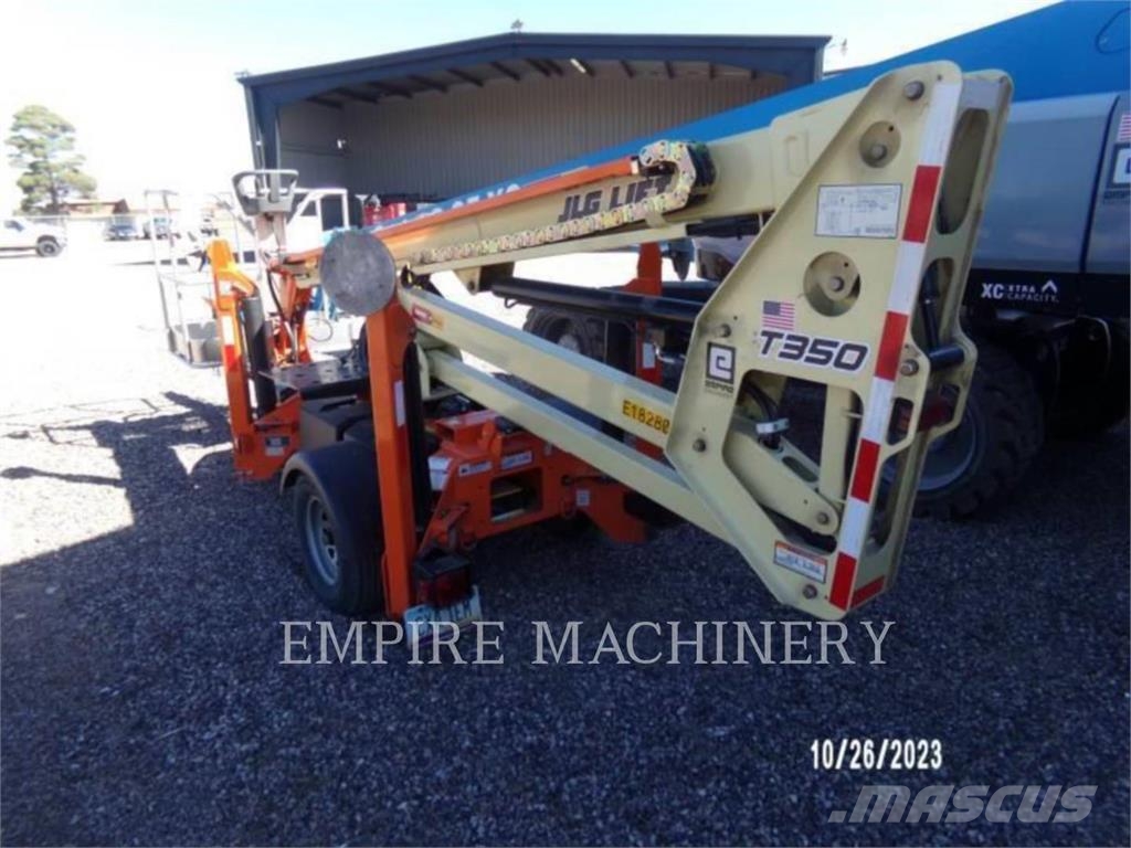 JLG T350 Articulated boom lifts