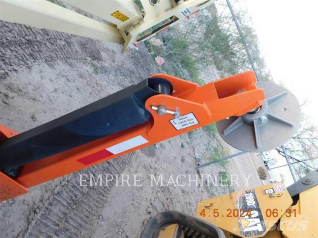 JLG T350 Articulated boom lifts