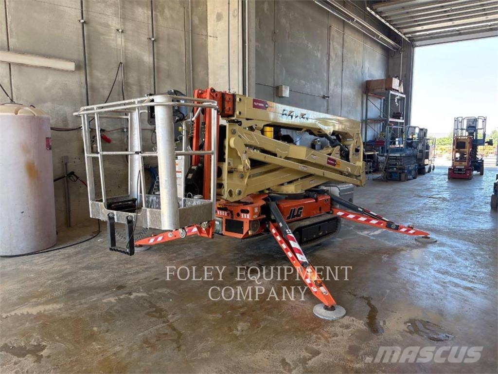 JLG X600AJ Piattaforme a braccio articolato