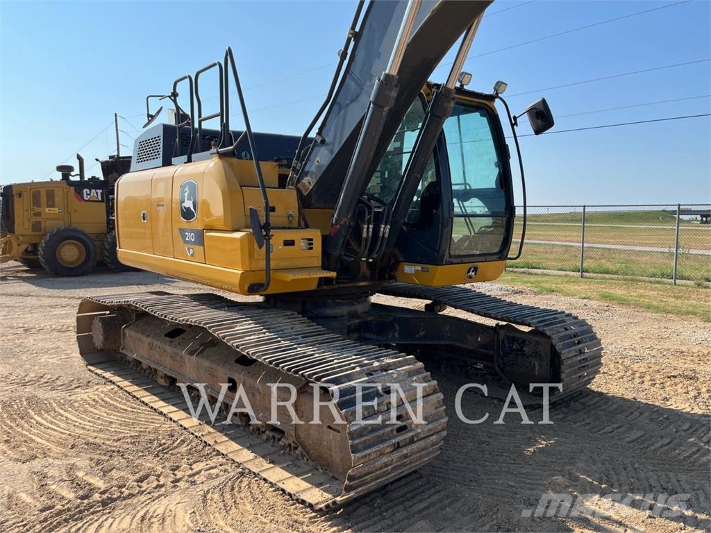 John Deere 210 لوادر ذات جرافات عكسية
