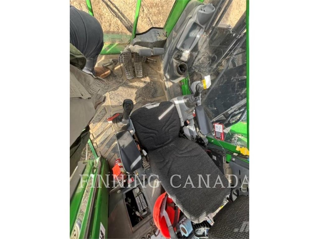 John Deere 2154G Crawler excavators
