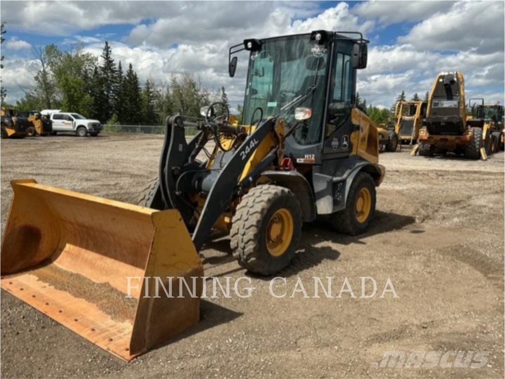 John Deere 244L Radlader