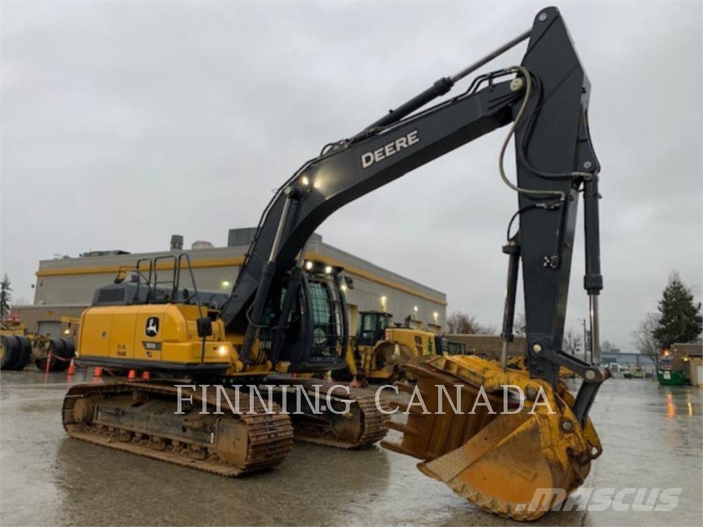 John Deere 300P حفارات زحافة