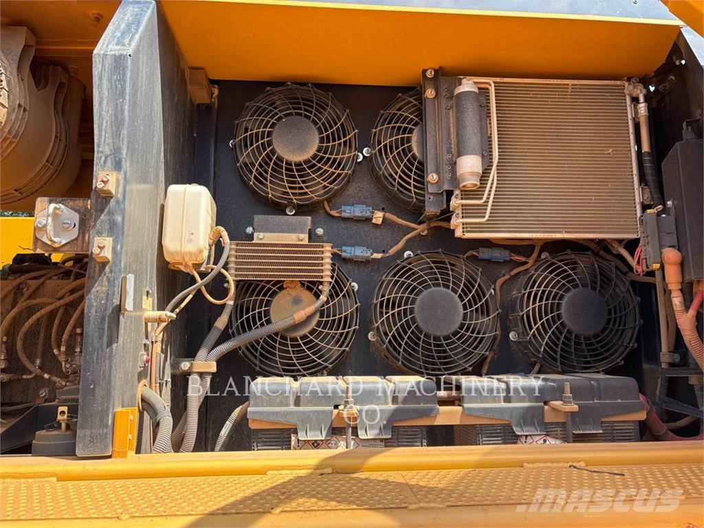 John Deere 300P 履帶式 挖土機/掘鑿機/挖掘機