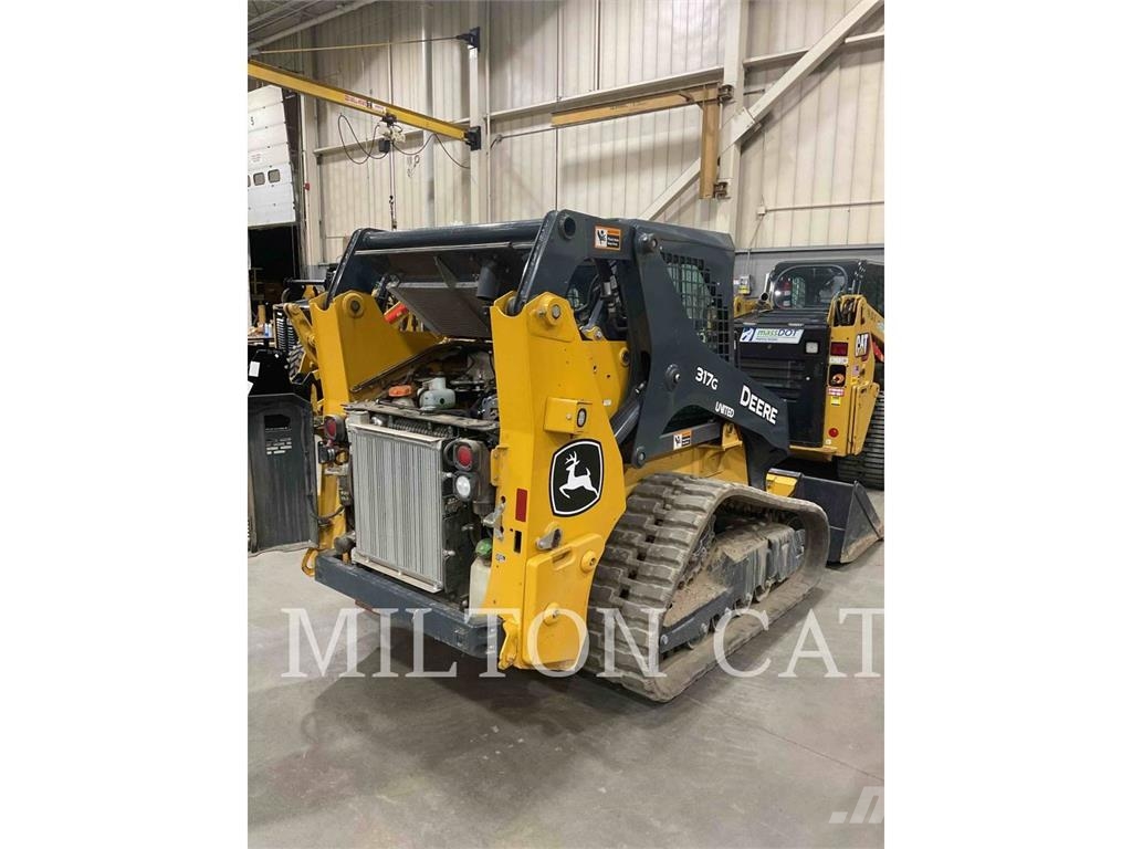 John Deere 317G 滑移轉向裝載機