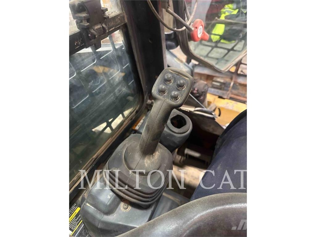 John Deere 317G Kompaktlader