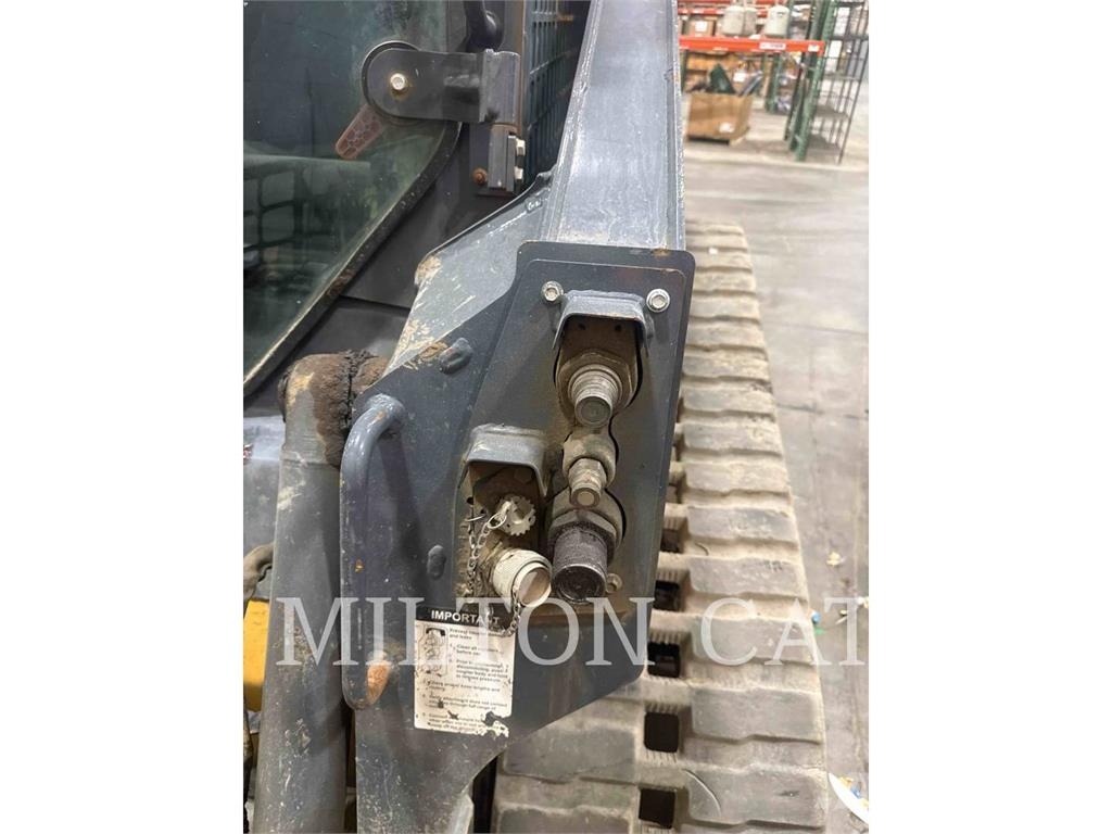 John Deere 317G Schrankladers
