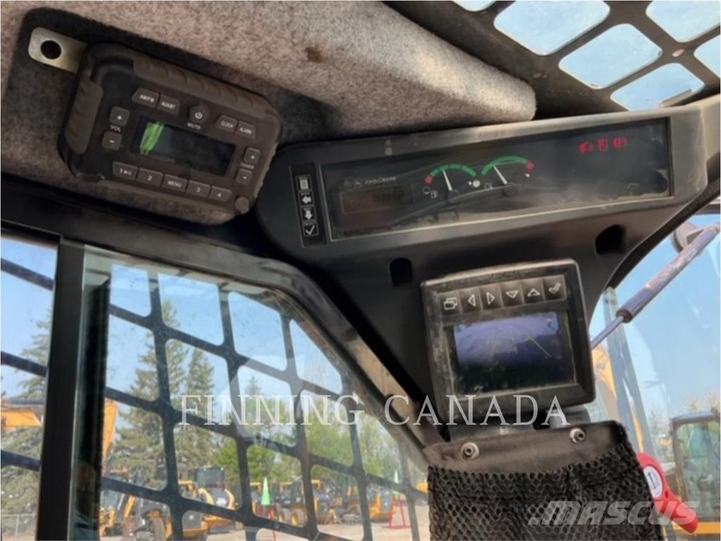 John Deere 325G Rupsladers