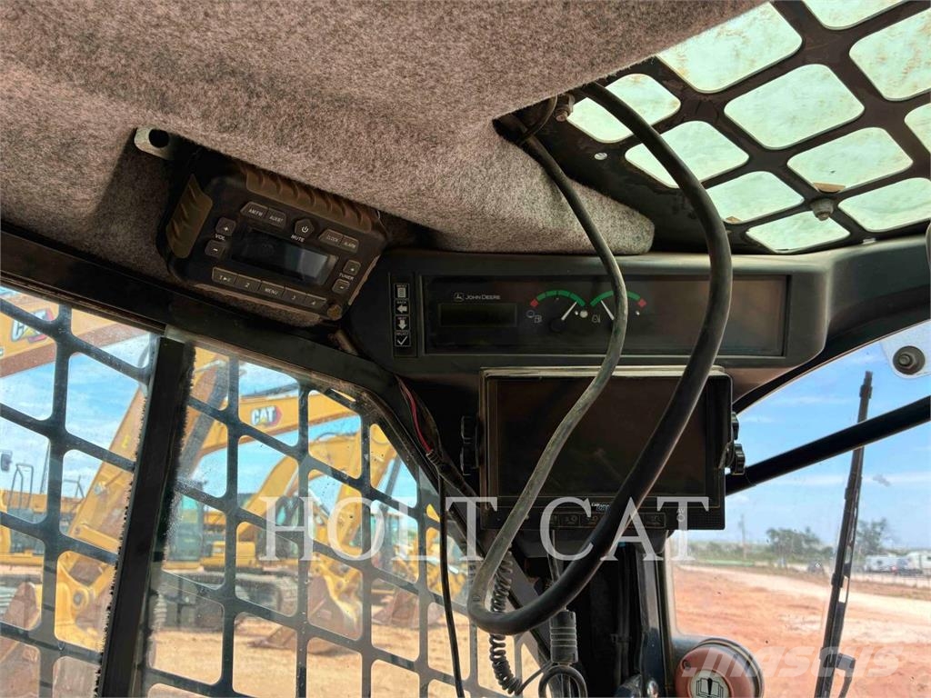 John Deere 325G Nakladalci goseničarji