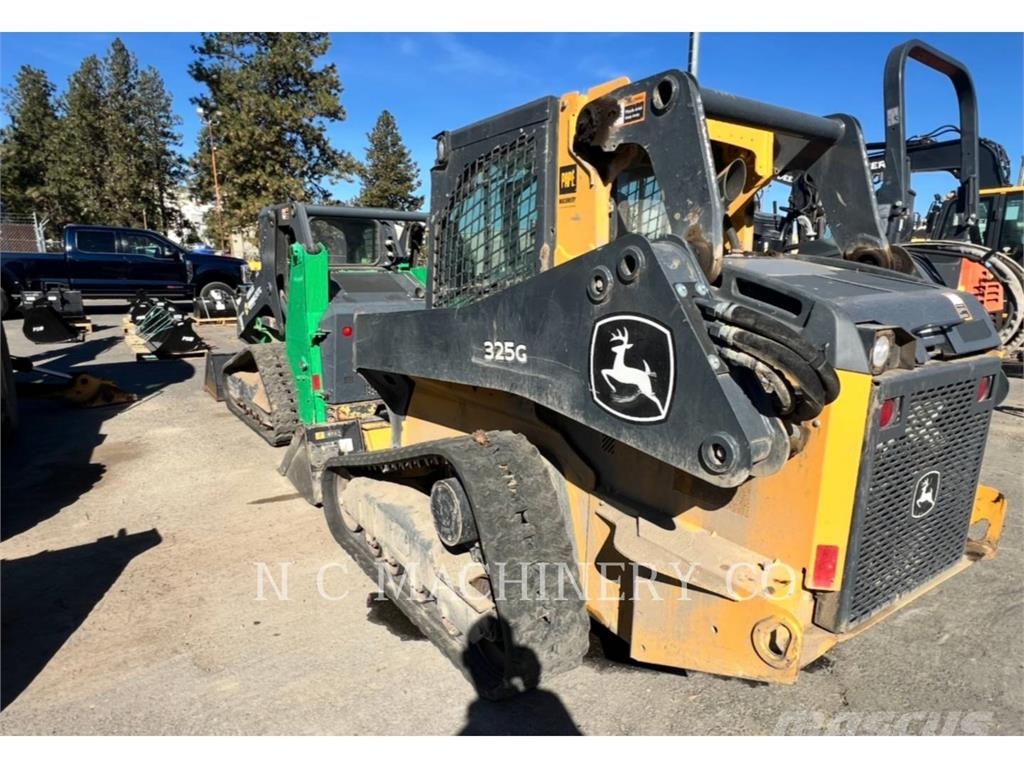 John Deere 325G 滑移装载机