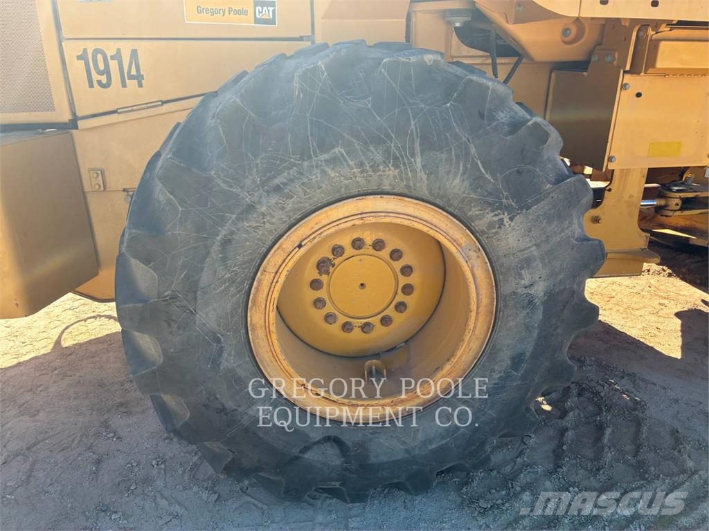 John Deere 544L Kolesni nakladalci