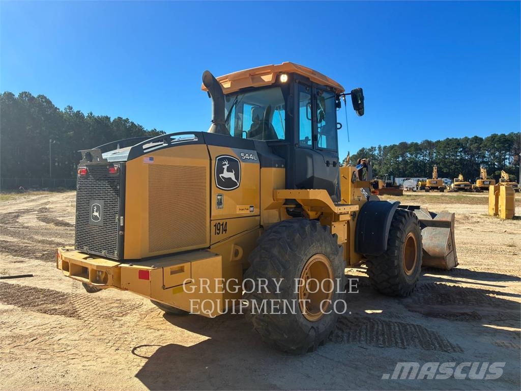 John Deere 544L Kolesni nakladalci