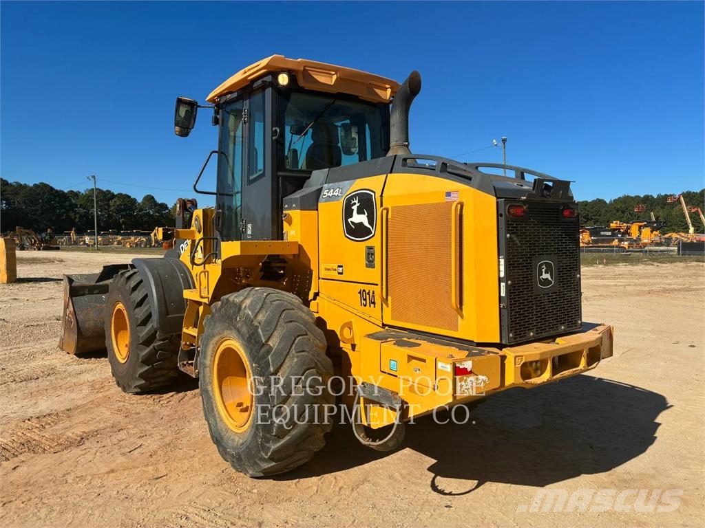 John Deere 544L Kolesni nakladalci