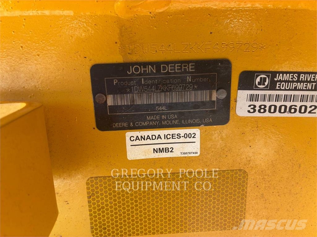 John Deere 544L Kolesni nakladalci