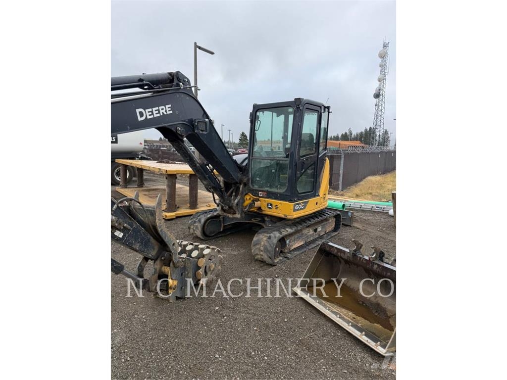 John Deere 60G Gravemaskiner på larvebånd