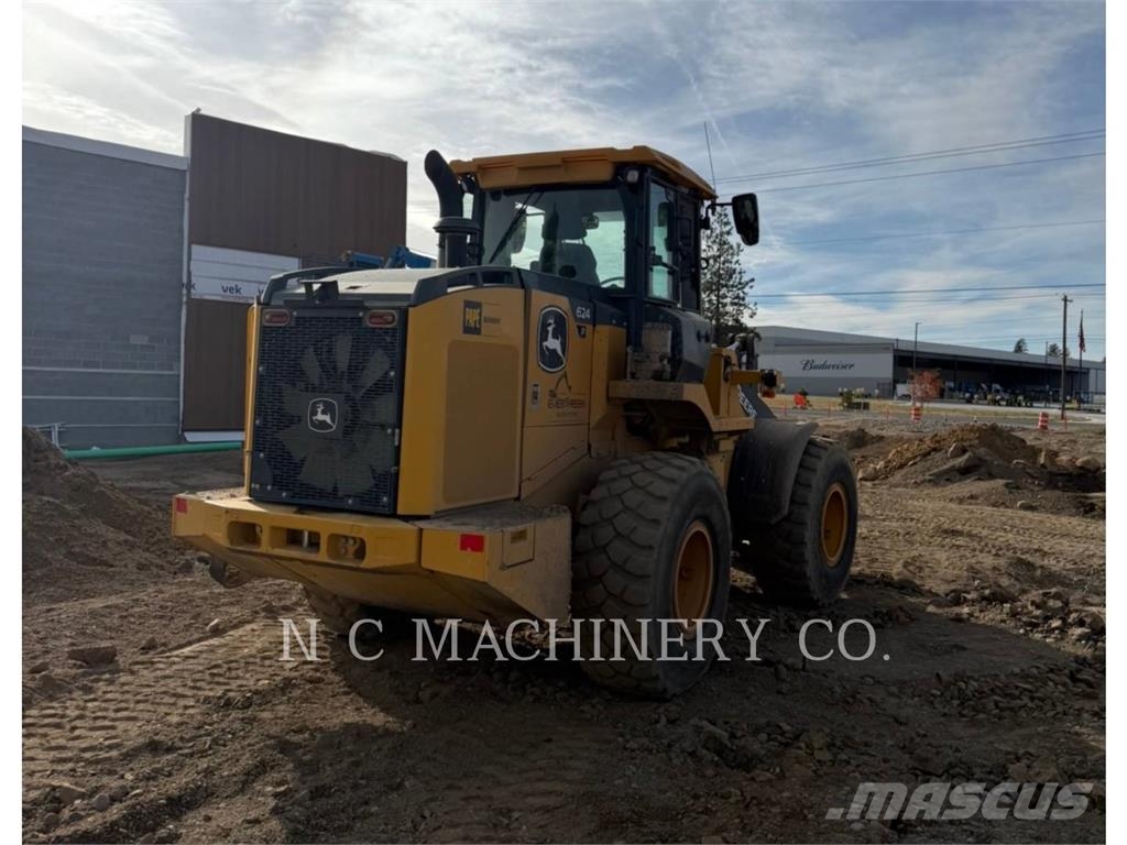John Deere 624P Kolesni nakladalci