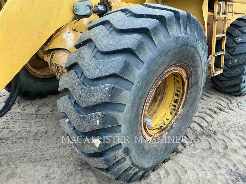John Deere 644G Колесни товарачи