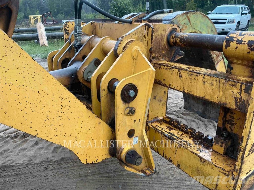 John Deere 644G Колесни товарачи