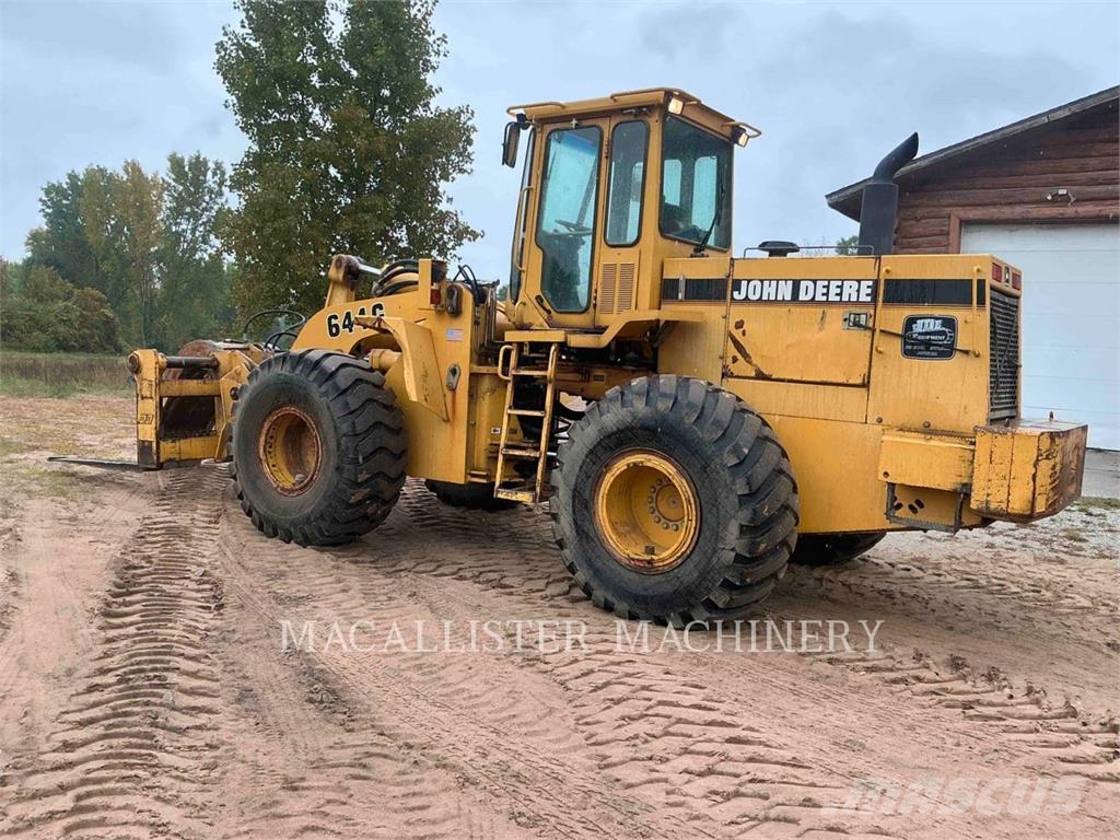 John Deere 644G Колесни товарачи
