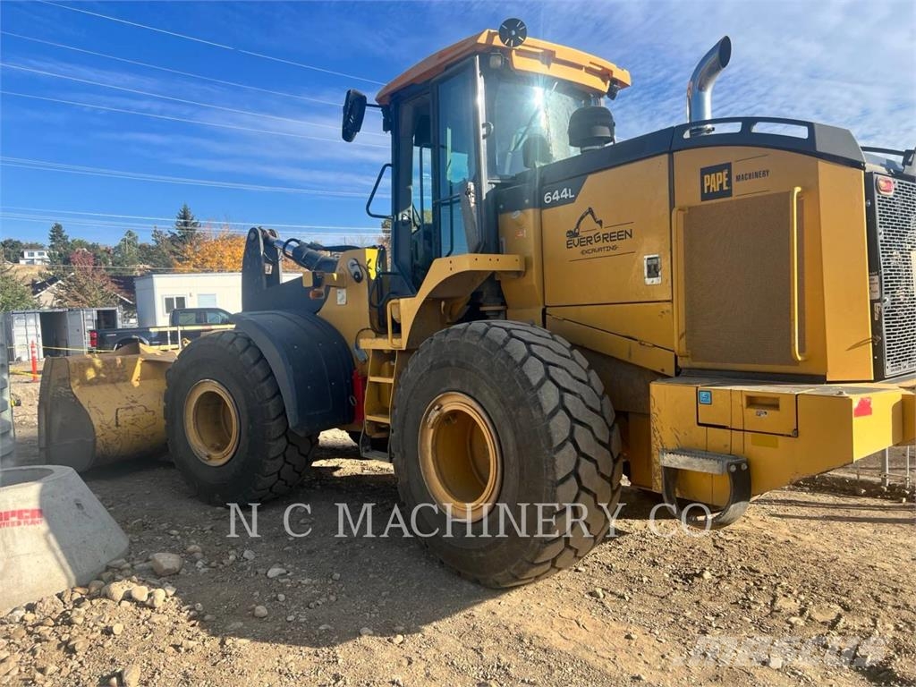 John Deere 644L Kolesni nakladalci
