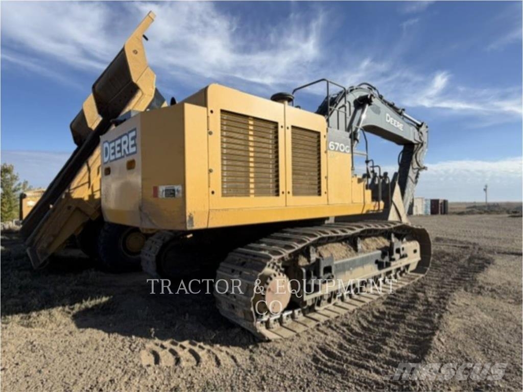 John Deere 670G Гусеничні екскаватори