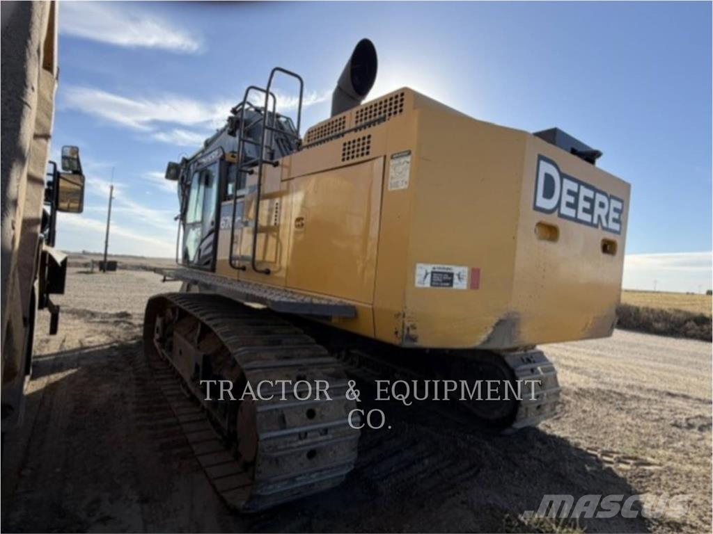 John Deere 670G Гусеничні екскаватори