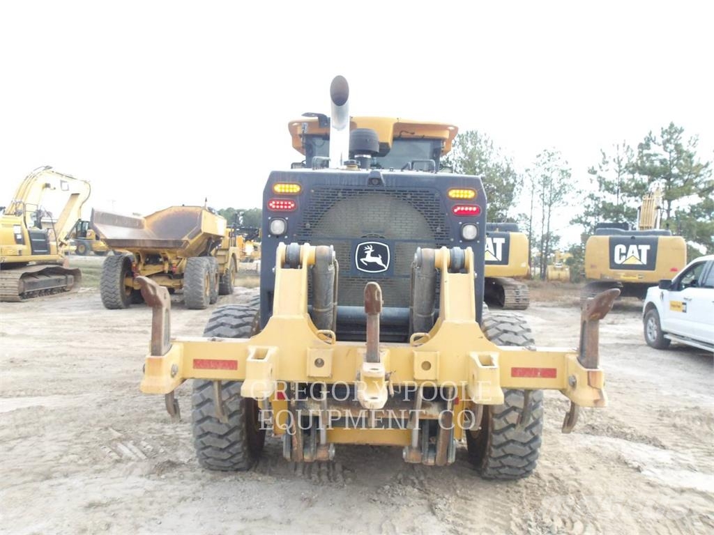 John Deere 672GP Γκρέιντερς