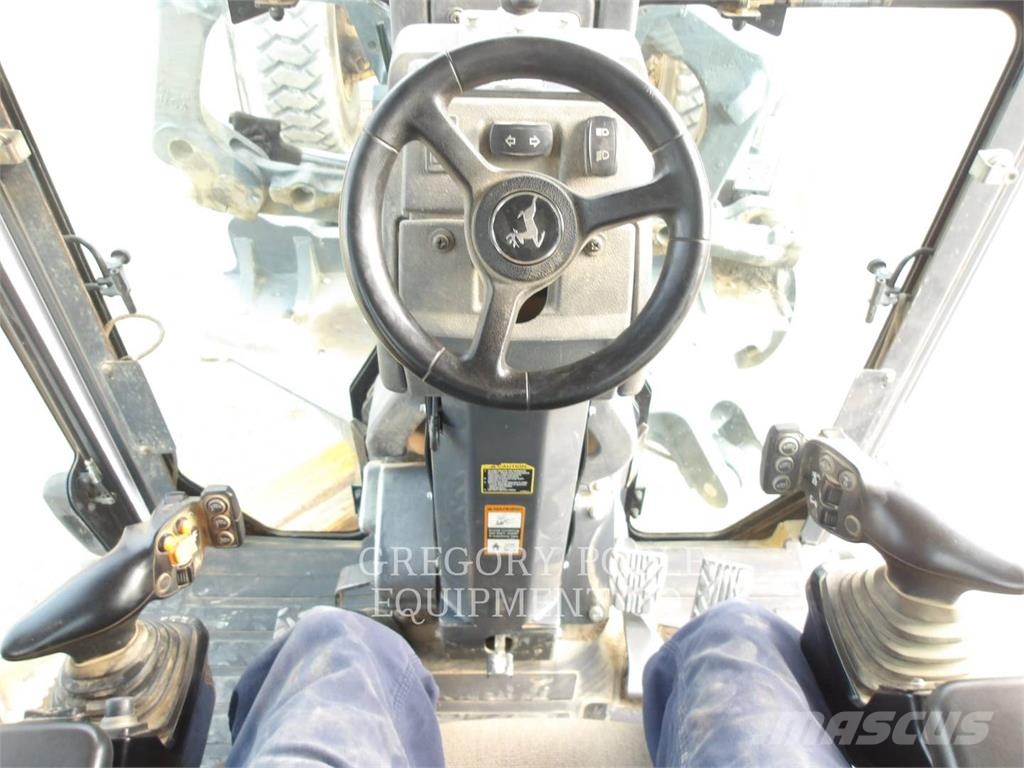 John Deere 672GP Γκρέιντερς