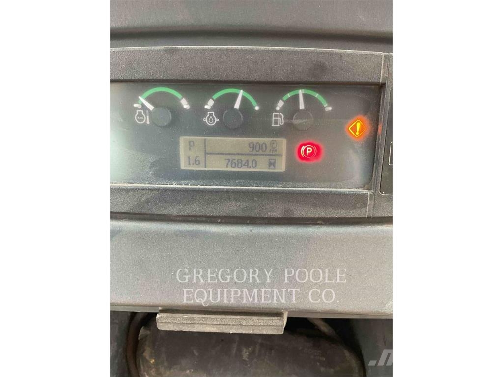 John Deere 700K LGP بلدوزرات مجنزرة