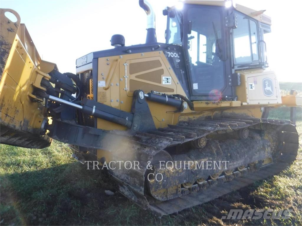 John Deere 700L Buldožeri guseničari
