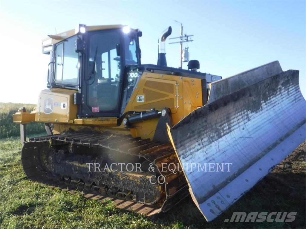 John Deere 700L Buldožeri guseničari