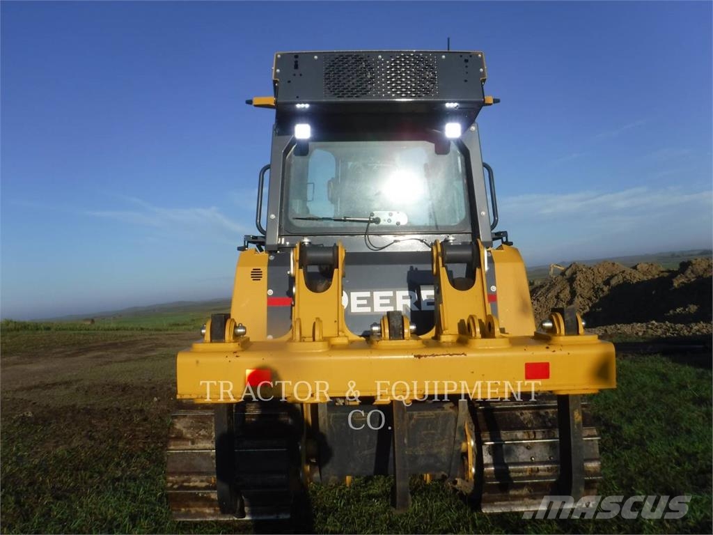 John Deere 700L Buldožeri guseničari