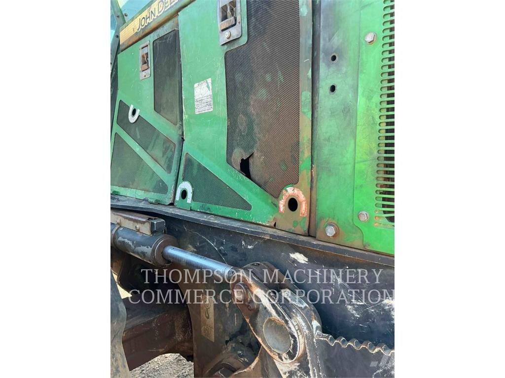 John Deere 748H Väljaveotraktorid