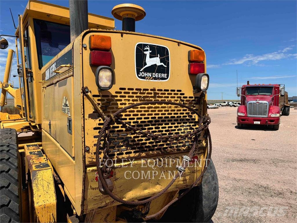 John Deere 770BH Grederji